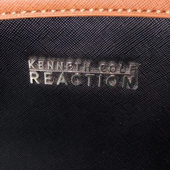 NWOT Kenneth Cole Purse - Picture 3 of 8